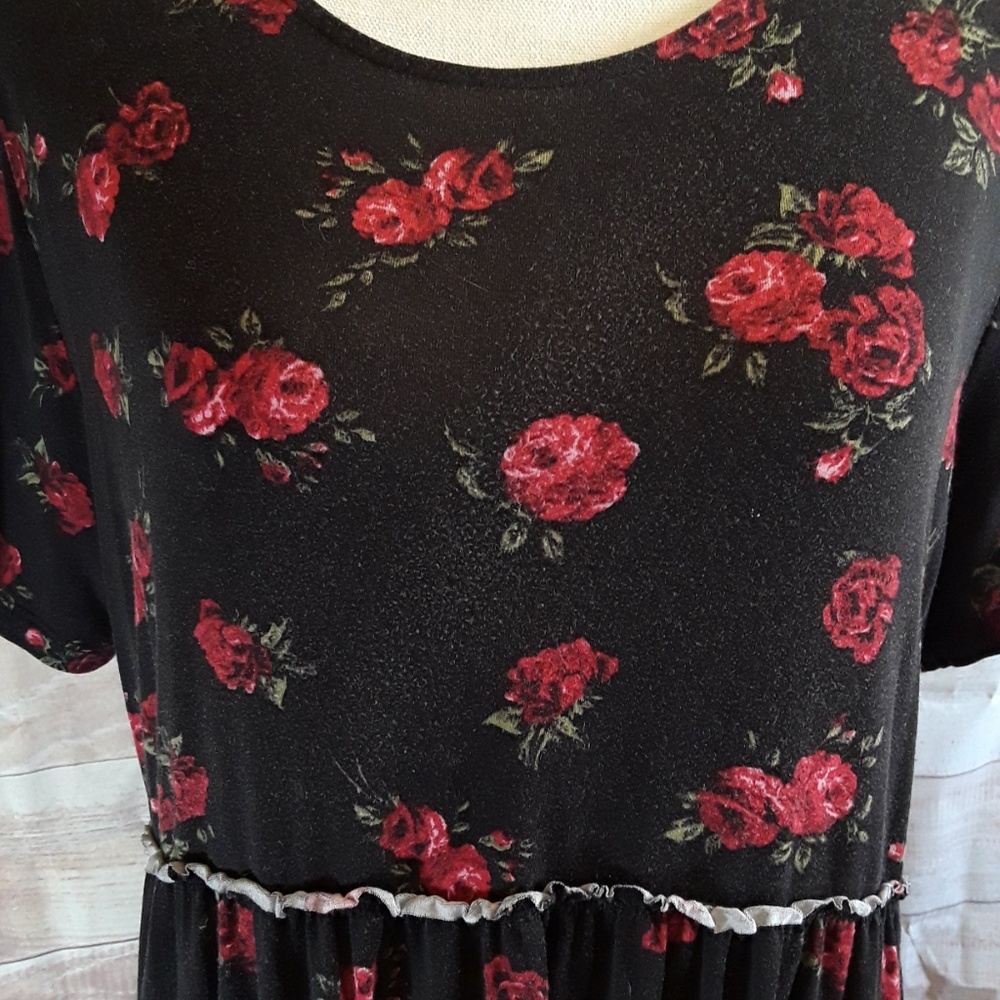Super Soft Knit Torrid Black Babydoll Top - Size 2 - Picture 4 of 6
